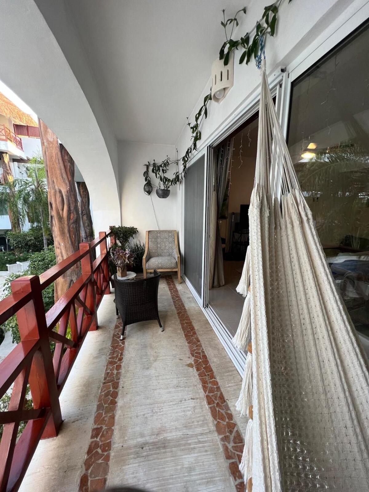Quiet 3 Bedrooms, 2 Swimming Pools, 5th Avenue, The Sea Is Nearby! Apartamento *